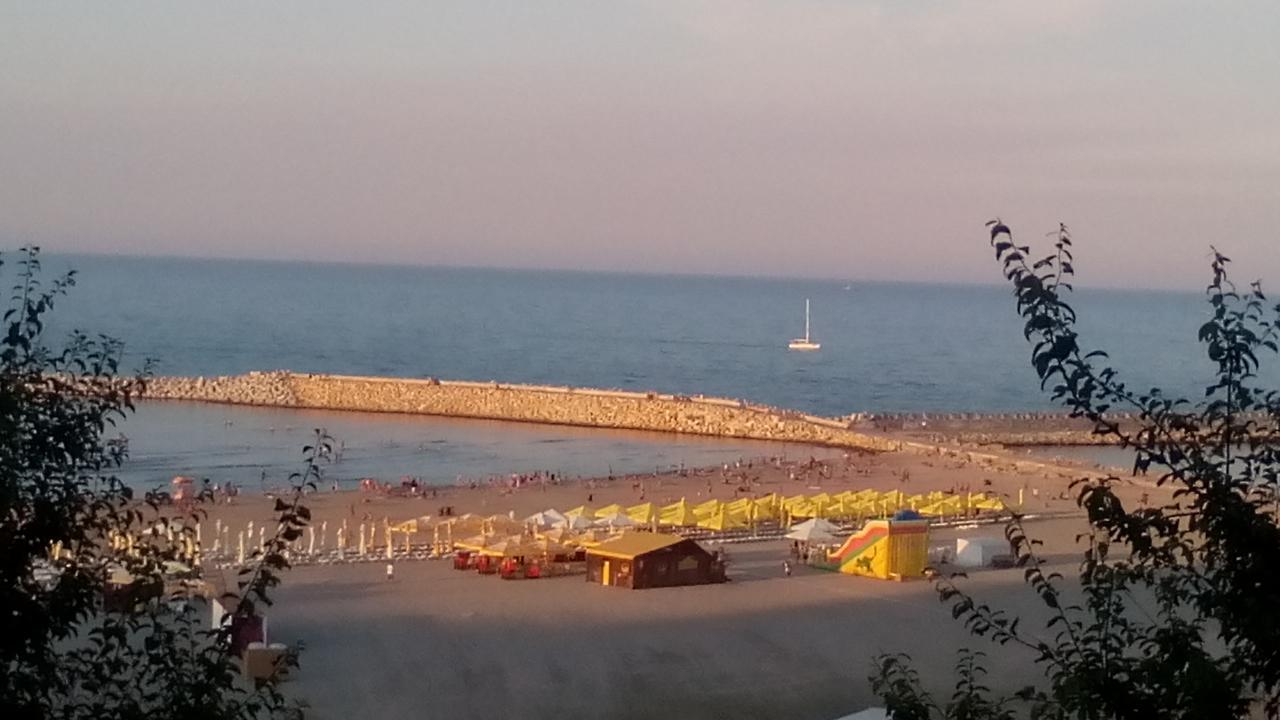 Modern Beach Apartment Constanta Bagian luar foto