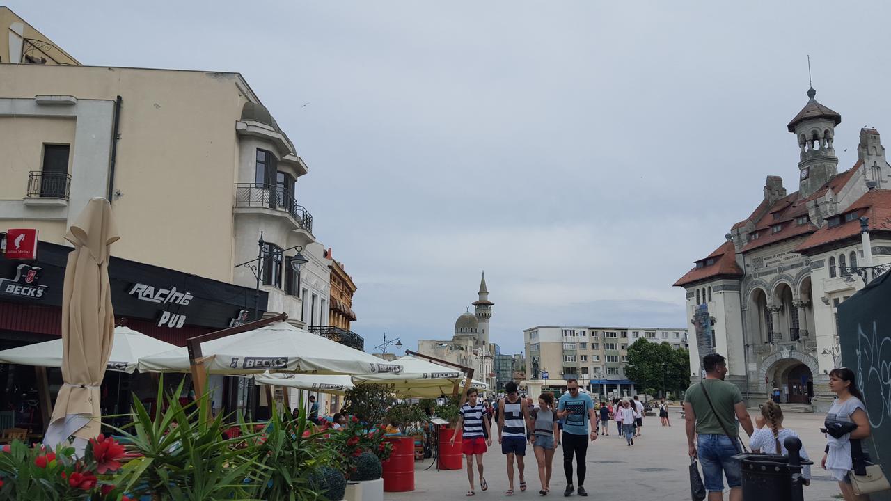 Modern Beach Apartment Constanta Bagian luar foto